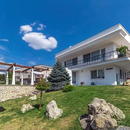 Apartman Lipa Mikulov Eksteriør billede
