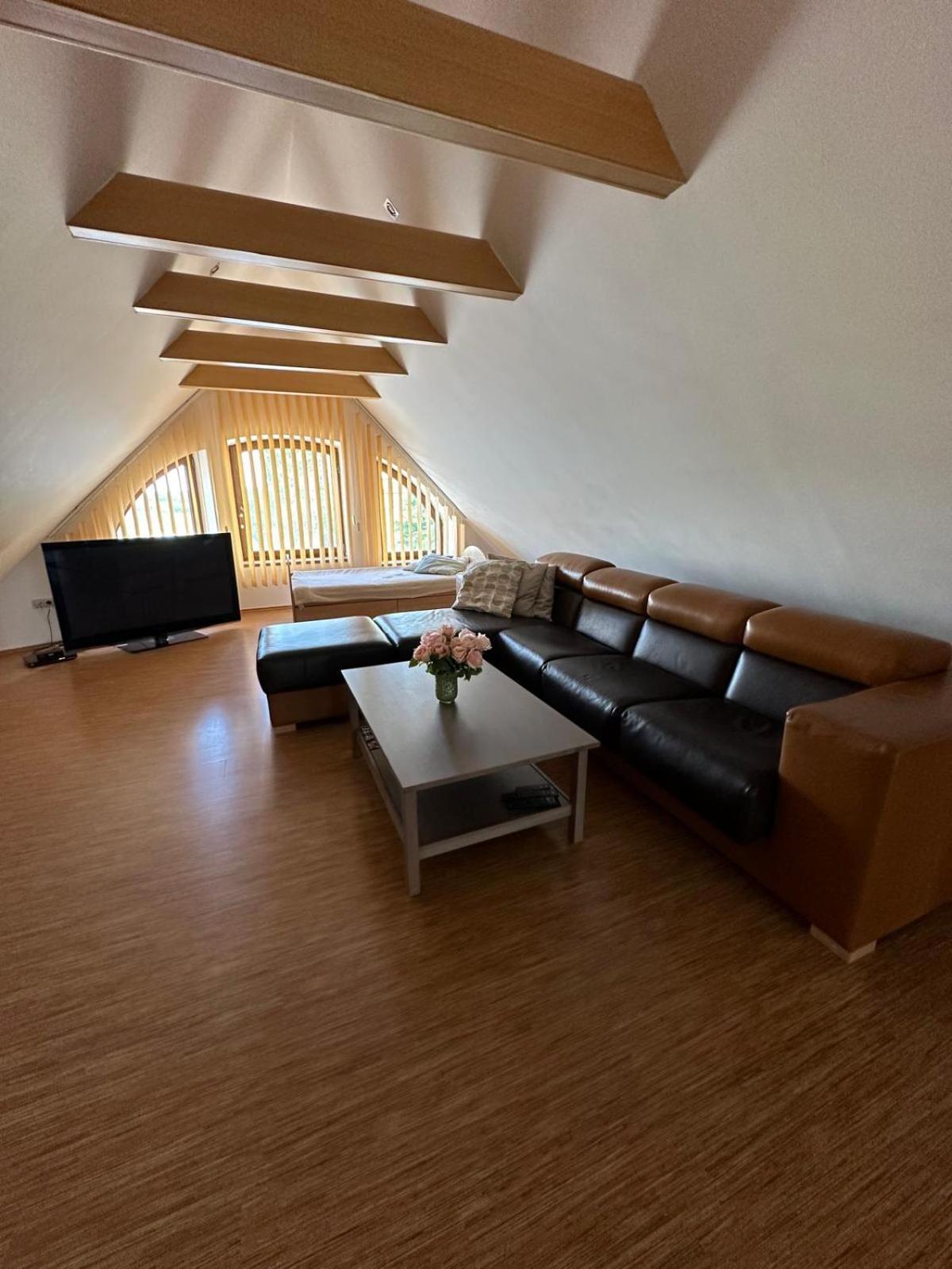 Apartman Lipa Mikulov Eksteriør billede
