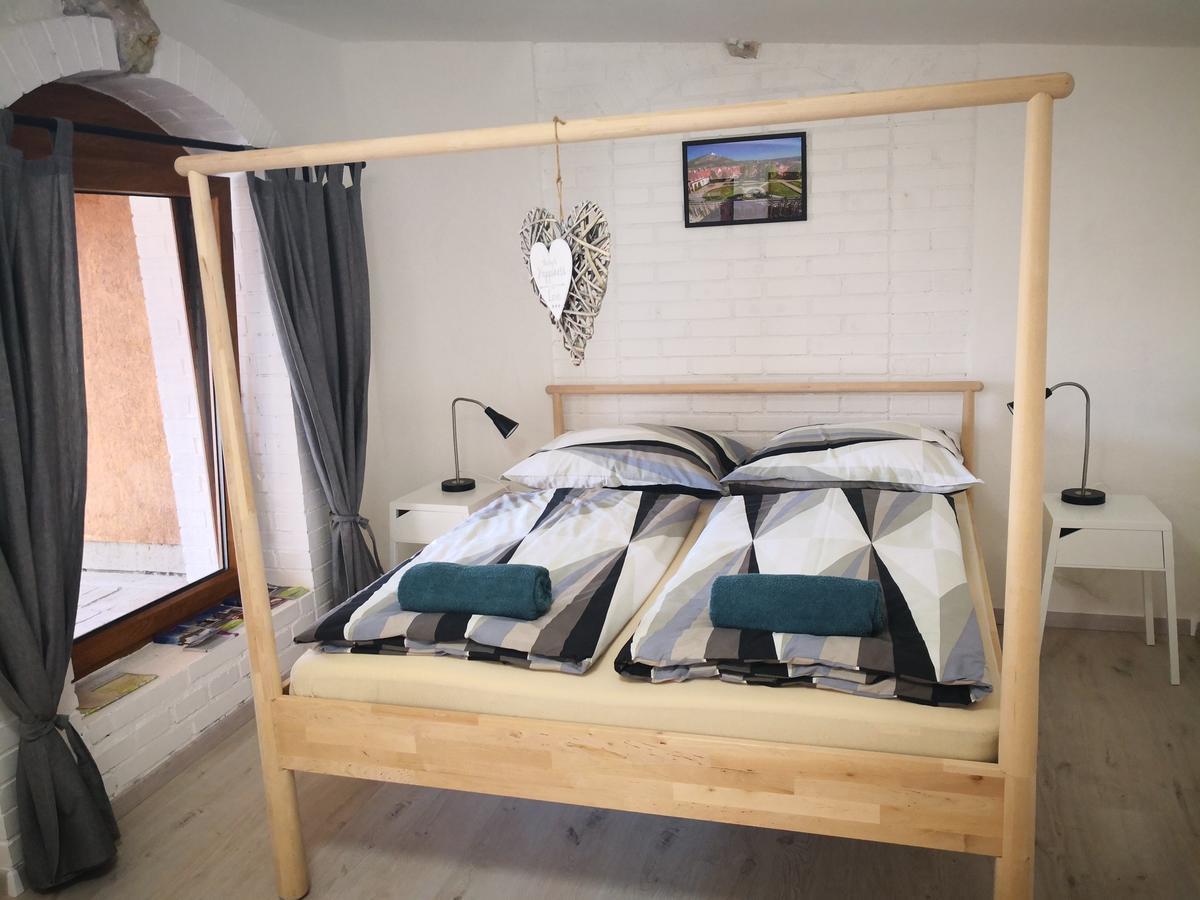 Apartman Lipa Mikulov Eksteriør billede