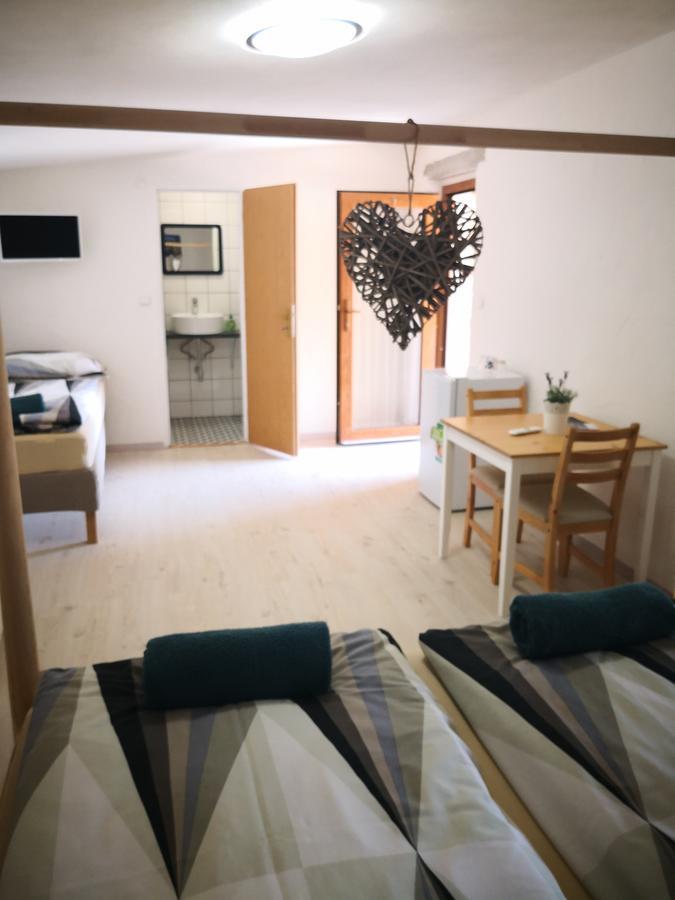 Apartman Lipa Mikulov Eksteriør billede